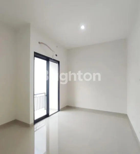 image RUMAH BARU ADA 2 UNIT DI RUNGKUT ASRI DEKAT RAYA MERR, AIRPORT JUANDA (2)