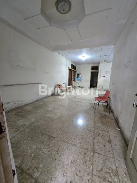 image RUMAH TUA BEBAS BANJIR DI DURI KEPA, JAKARTA BARAT (3)