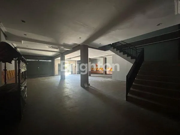 image RUKO 3 LANTAI STRATEGIS DI JL. BY PASS NGURAH RAI KUTA SEBELAH MBG/MALL BALI GALLERIA  (5)