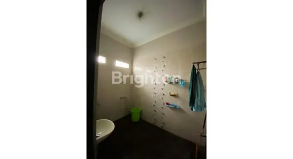 image RUMAH 2 LANTAI VIEW DANAU LOKASI STRATEGIS JAKARTA TIMUR (5)