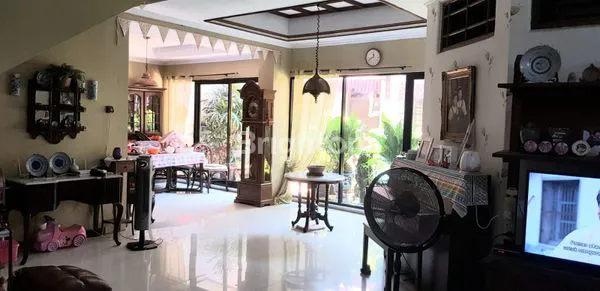 image RUMAH BESAR (2)