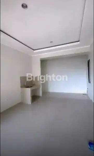 image RUMAH CANTIK 2 LANTAI SIAP HUNI (2)