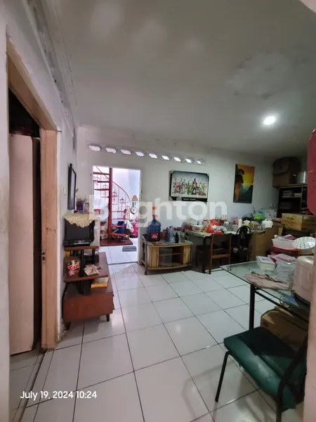 image DIJUAL RUMAH 2 LANTAI DI CAWANG  9×15 (SERTIFIKAT - SHM) (6)