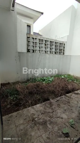 image RUMAH 1,5 LANTAI SIAP HUNI (6)