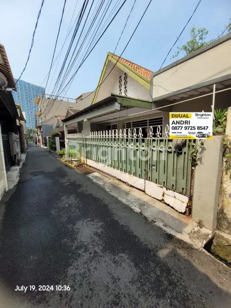 image DIJUAL RUMAH 2 LANTAI DI CAWANG  9×15 (SERTIFIKAT - SHM) (7)