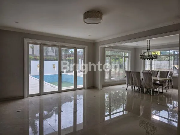 image RUMAH DI JALAN BOULEVARD PALEM RAYA LIPPP KARAWACI TANGERANG  (4)