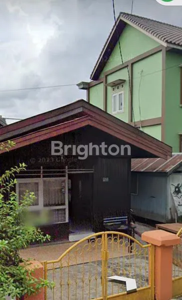 image RUMAH 3KT STRATEGIS PLUS GUDANG DI JALAN AHMAD YANI (1)