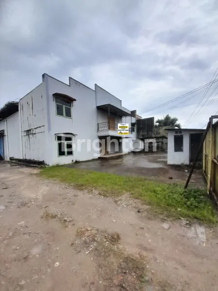 image DISEWAKAN GUDANG DI JALAN SULTAN SULAIMAN (2)