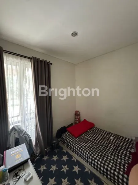 image RUMAH MILENIUM  1,5 LANTAI SIAP HUNI CITRA SENTUL RAYA (4)