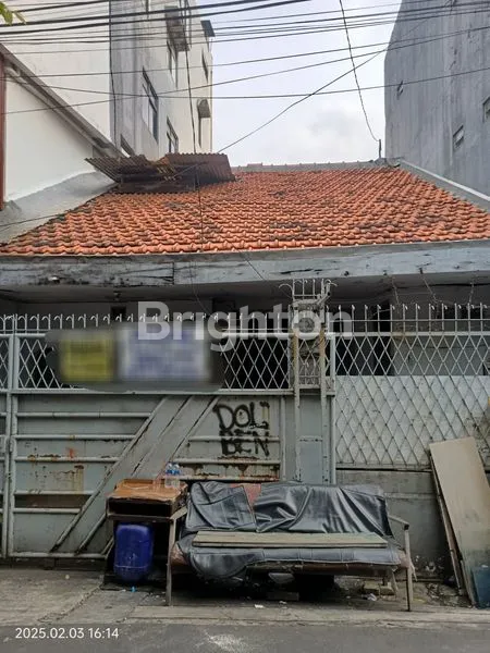 image RUMAH TUA HITUNG TANAH MANGGA BESAR 5 (1)
