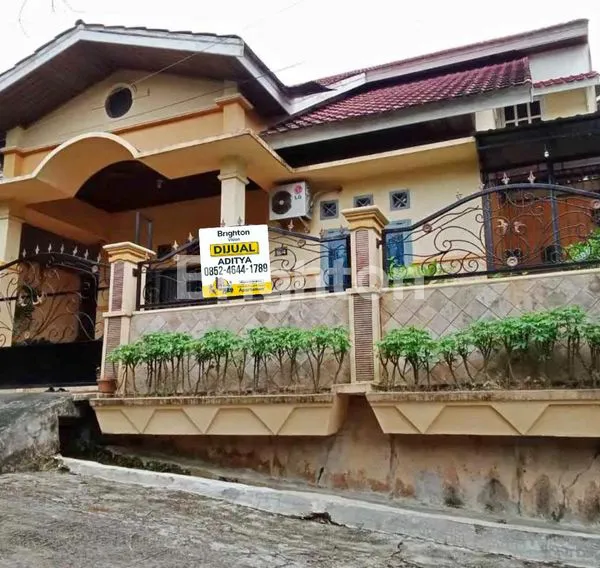 image RUMAH 2 LANTAI  (1)