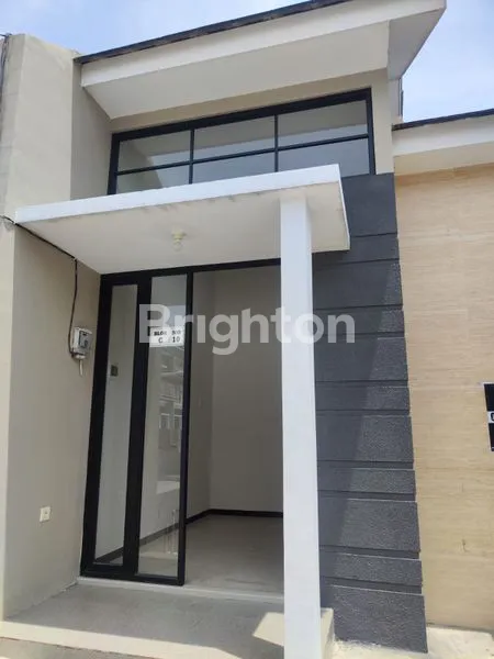 image DIJUAL RUMAH BARU GRES, LOKASI  ALANA MEDOKAN AYU, RUNGKUT SURABAYA TIMUR (2)