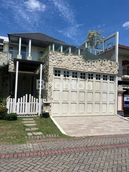 image RUMAH MEWAH FULL FURNISHED RASA VILLA SIAP HUNI  (1)