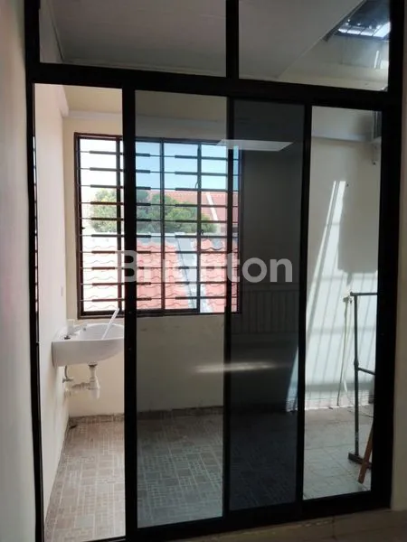 image RUMAH DIAMOND PALACE 2 LANTAI (2)