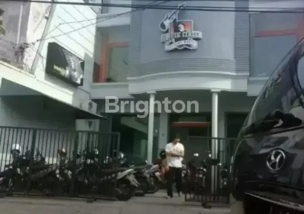 image RUKO DI MANYAR STRATEGIS DEKAT DENGAN PUSAT KOTA (1)