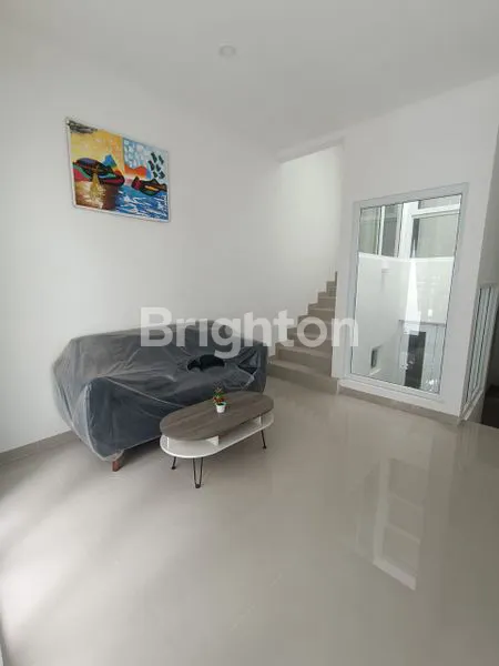 image FOR SALE RUMAH BARU CANTIK MINIMALIS HARGA DIBAWAH 1,5 M DI KELAPA GADING JAKARTA UTARA (3)