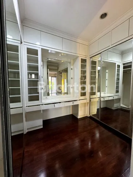 image RUMAH CANTIK,RAPIH,SIAP HUNI CEPAT CLUSTER DE CAJUPUTI AT DE PARK BSD (5)