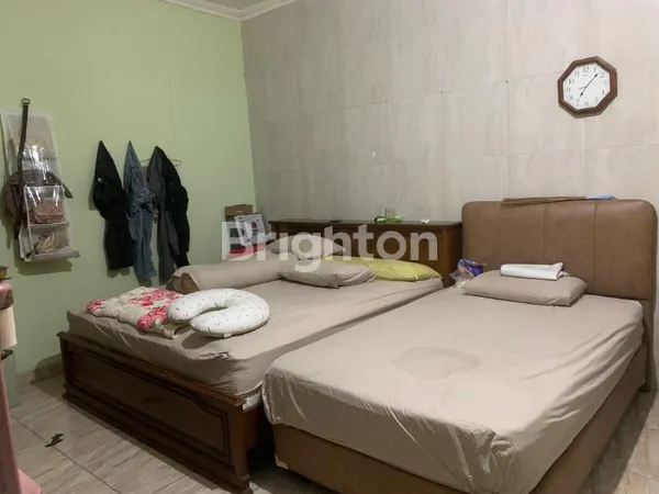 image RUMAH 2 LANTAI TERAWAT SIAP HUNI DI JATICEMPAKA, DEKAT TOL PONDOKGEDE & STASIUN LRT (6)