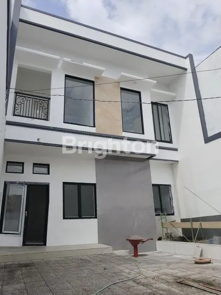 image RUMAH BARU LEBAK ARUM SURABAYA TIMUR DEKAT RAYA KENJERAN SIAP HUNI (1)