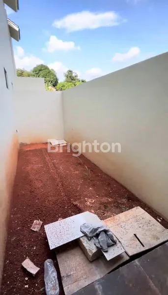 image RUMAH CLUSTER 2 LANTAI SIAP HUNI DI CIMANGGIS, DEPOK (8)