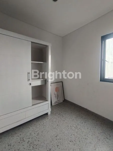 image RUMAH BARU 2 LANTAI TOWN HOUSE BINTARO TANGERANG SELATAN (4)