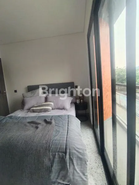 image RUMAH BARU 2 LANTAI TOWN HOUSE BINTARO TANGERANG SELATAN (8)