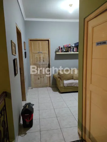 image RUMAH TELAGA GOLF LINGKUNGAN ASRI DAN NYAMAN (6)