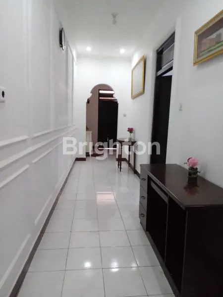 image RUMAH ISTIMEWA SIAP HUNI DI SEMANGGI DEKAT HABIB SYECH (4)