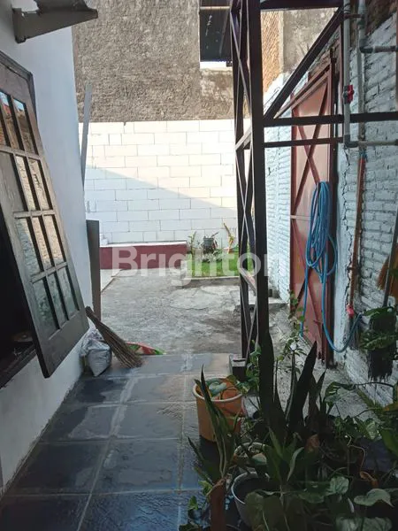 image RUMAH ISTIMEWA SIAP HUNI DI SEMANGGI DEKAT HABIB SYECH (6)