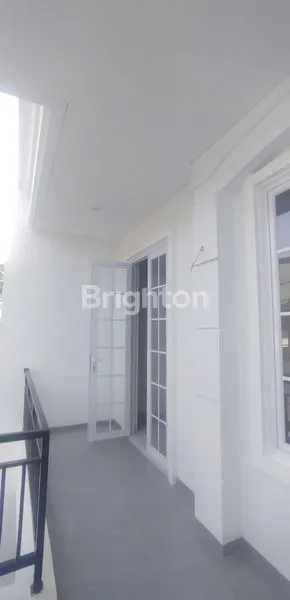 image RUMAH BARU, SIAP HUNI, 2 ROW JALAN, 2 LANTAI DI SUNTER (R 1504 S) (8)