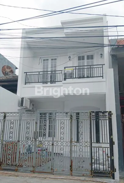 image RUMAH BARU, SIAP HUNI, 2 ROW JALAN, 2 LANTAI DI SUNTER (R 1504 S) (1)
