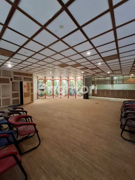 image GEDUNG DAN RESTO DISEWAKAN DI JALAN HASAN BASRI (2)