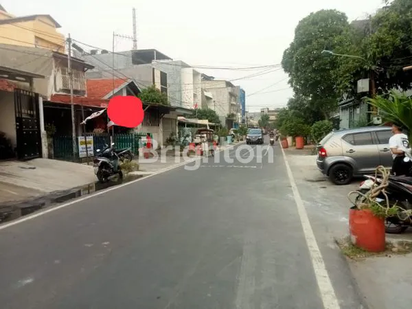 image RUMAH TUA HITUNG TANAH DEKAT GAJAH MADA PLAZA (2)