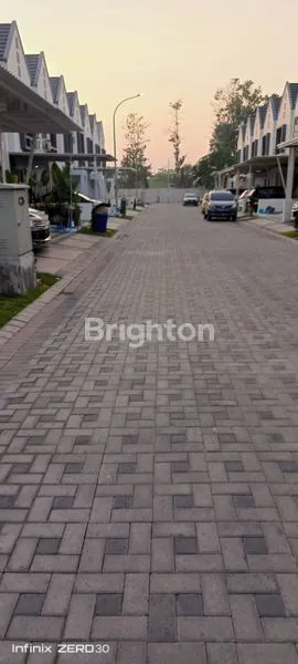 image JUAL RUMAH 2 LANTAI TENGAH KOTA SIDOARJO AMARTHA SAFIRA (4)