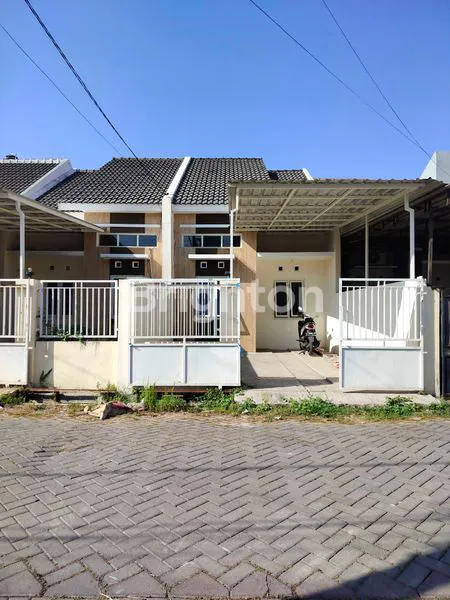 RUMAH SIAP HUNI DISEWAKAN DEKAT KAMPUS UPN PURIMAS WIGUNA GUNUNGANYAR RUNGKUT SURABAYA