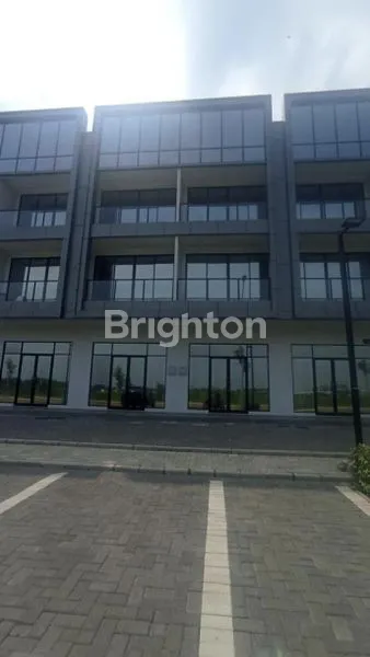 RUKAN TIGA LANTAI SIAP PAKAI LOKASINYA SANGAT STRATEGIS PANTAI INDAH KAPUK 2 JAKARTA UTARA