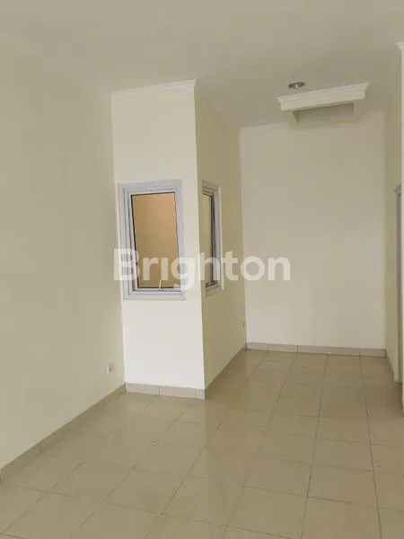image LOKASI STRATEGIS ,RUKO TEMATIK 3 LANTAI TEPAT DISEBELAH PASAR MODERN  PARAMOUNT SERPONG,BSD ,GADING SERPONG, TANGERANG,BANTEN (6)