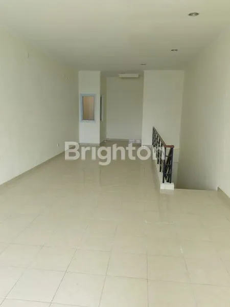 image LOKASI STRATEGIS ,RUKO TEMATIK 3 LANTAI TEPAT DISEBELAH PASAR MODERN  PARAMOUNT SERPONG,BSD ,GADING SERPONG, TANGERANG,BANTEN (8)