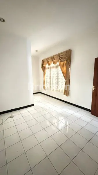 image DI KONTRAKAN RUMAH LOKASI PUSAT KOTA CIMAHI (5)