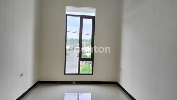 image JUAL RUMAH BARU 2 LANTAI DI TKI 5, BANDUNG (2)