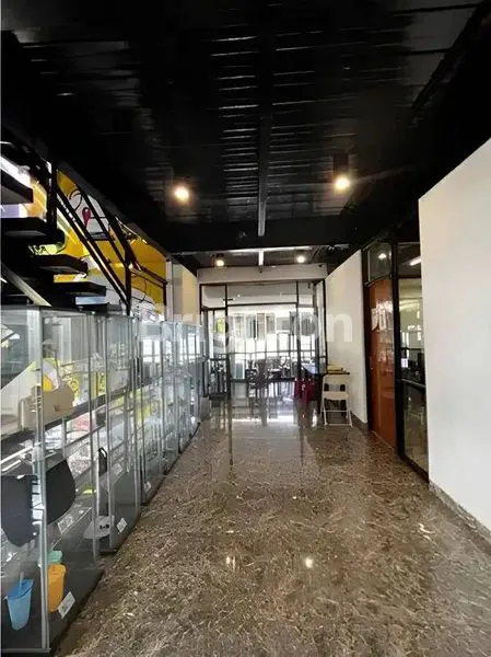 JUAL GEDUNG KANTOR CAFE STRATEGIS KOMERSIL COCOK KANTOR KLINIK USAHA RESTO CAFE METLAND PURI JAKARTA BARAT DEKAT GREENLAKE CITY