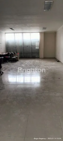 image DISEWAKAN RUKO 3 LANTAI DI KOTA WISATA CIBUBUR (3)