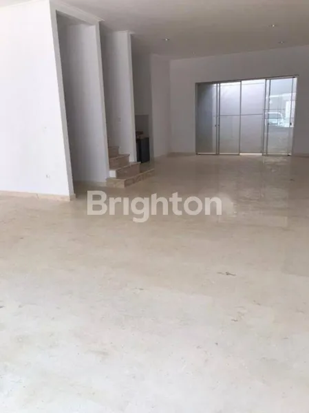 image MURAH DIBAWAH HARGA DEVELOPER RUMAH BARU 2LT TIPE PALM, GOLF ISLAND CLUSTER VIOLIN - PIK JAKARTA (6)