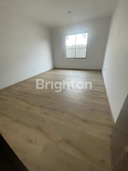 image MURAH DIBAWAH HARGA DEVELOPER RUMAH BARU 2LT TIPE PALM, GOLF ISLAND CLUSTER VIOLIN - PIK JAKARTA (8)