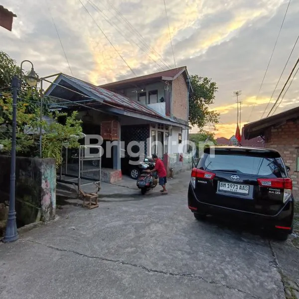 BANGUNAN RUMAH LAMA & TANAH PUSAT KOTA