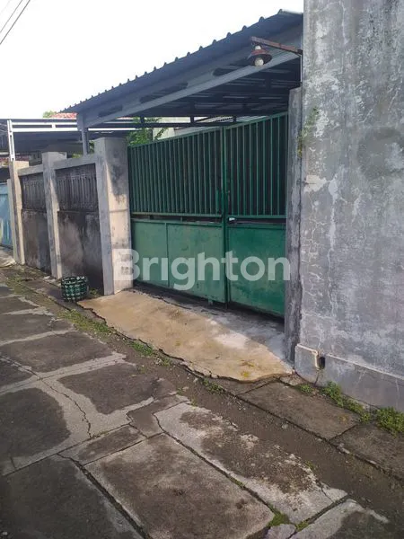 image RUMAH TENGAH KOTA SOLO NOTOSUMAN (1)