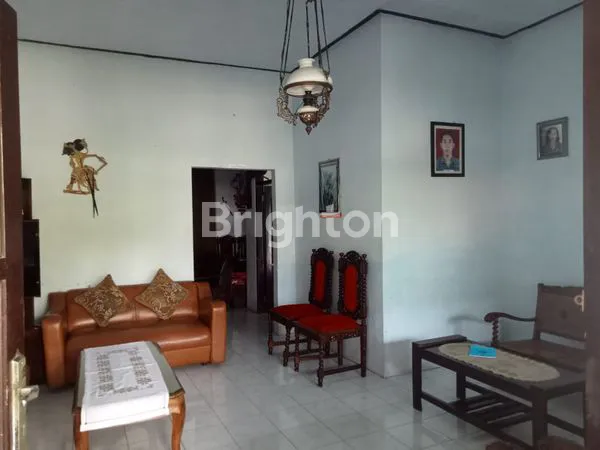 image DIJUAL RUMAH BESAR DAN LUAS MOJOROTO KEDIRI (2)