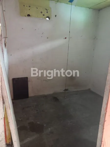 image RUMAH DI JUAL BUTUH RENOVASI DI CIPONDOH MAKMUR (7)