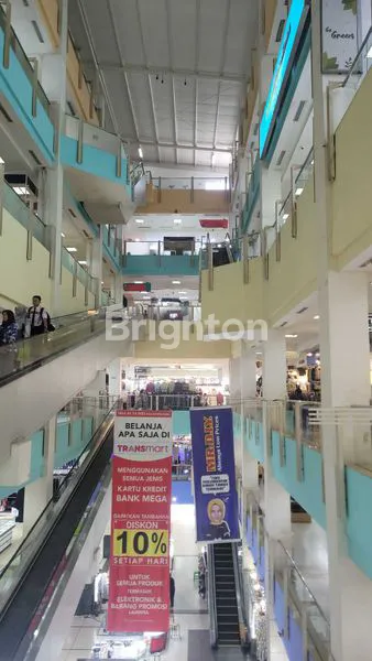 image KIOS DI ITC DEPOK HOOK  (5)