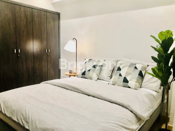 image APARTEMENT FULL FURNISHED CANTIK 1 BED ROOM BRANZ BSD, MEWAH DILINGKUNGAN PREMIUM,   FASILITAS KOMPLIT , FULLY FURNISHED  TINGGAL MASUK BAWA KOPER (4)